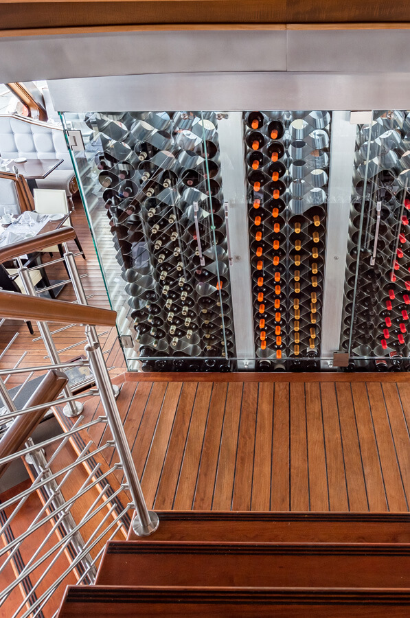 Cellar wine - Escapades Memphrémagog - Cruises in the Eastern Townships